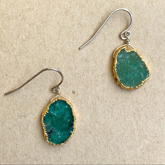 Emerald Green Stones w Gold Dipped Edges Earrings - Picture 2 of 13